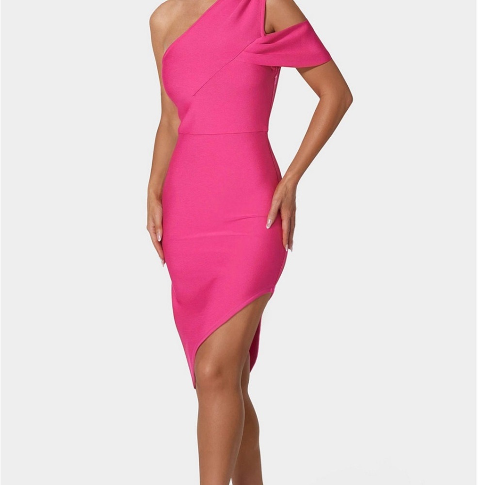 Bebe Women’s asymmetrical high slit bandage dress Size S